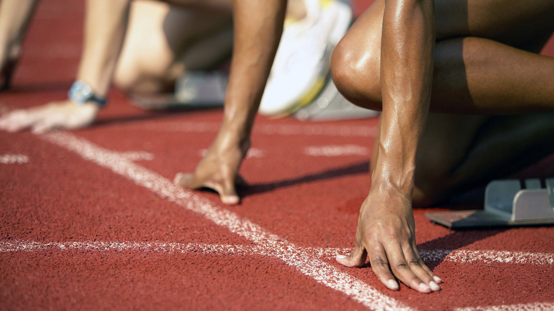 米兰电竞官网-110−102，独行侠与火箭的肉搏战，为什么只有加福德的贡献值为正数？